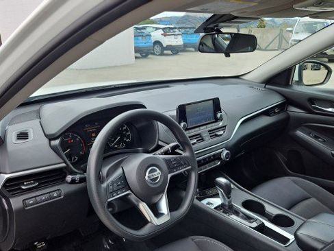 Used 2021 Nissan Altima 2.5 S FWD image 10