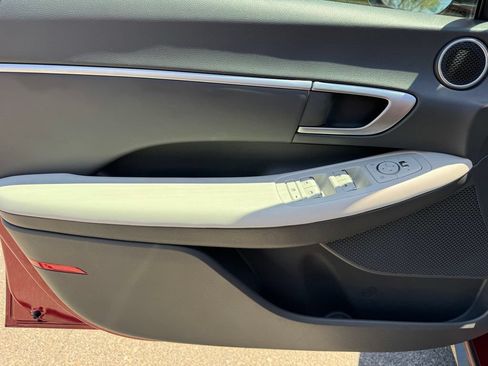 Certified 2025 Hyundai Sonata SEL FWD image 14