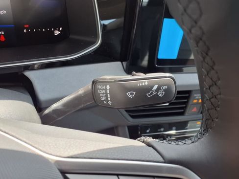 New 2025 Volkswagen Jetta SE image 16