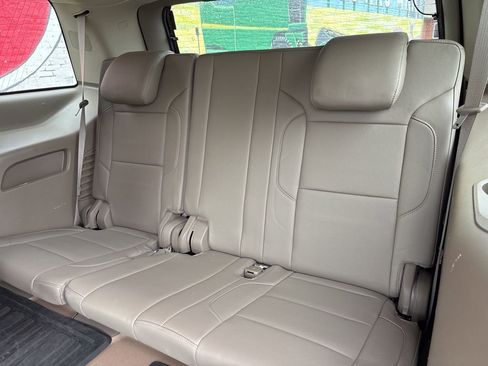 Used 2016 GMC Yukon SLT w/ Open Road Package image 24