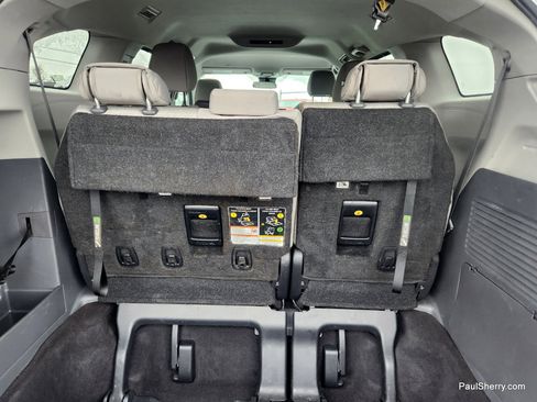 Used 2024 Toyota Sienna LE image 17