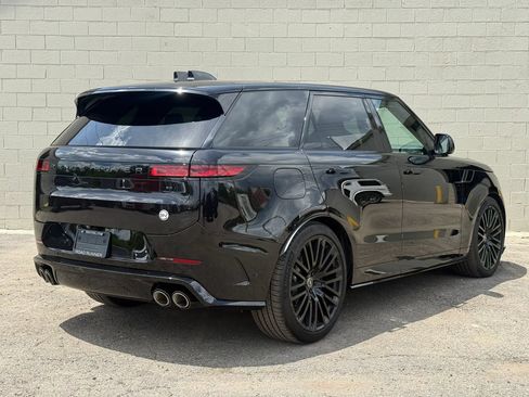 Used 2024 Land Rover Range Rover Sport AWD/4WD image 11