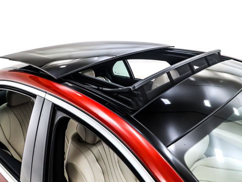 Used 2021 Mercedes-Benz E 350 Sedan w/ Premium Package image 22