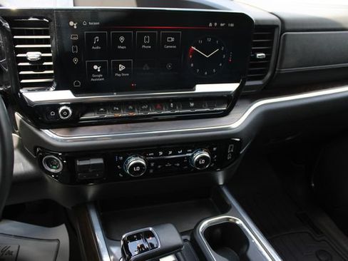 Used 2024 GMC Sierra 1500 SLT w/ SLT Premium Plus Package AWD/4WD image 13