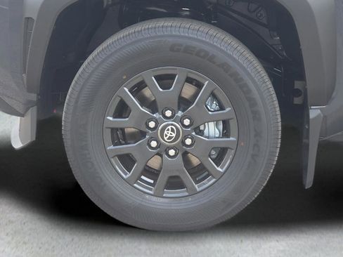 New 2026 Toyota 4Runner SR5 AWD/4WD image 9