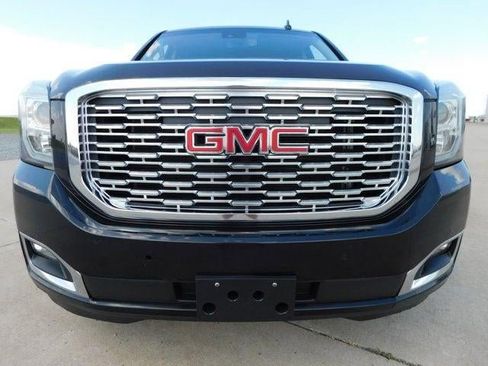 Used 2020 GMC Yukon Denali w/ Denali Ultimate Package image 42