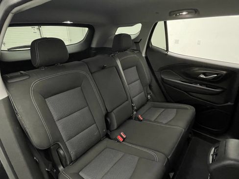 Used 2022 GMC Terrain SLE w/ Driver Convenience Package FWD image 34