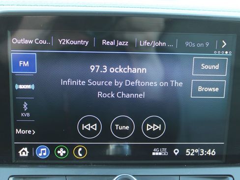 Used 2020 Chevrolet Blazer LT image 16