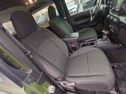 Certified 2021 Jeep Wrangler Sport S image 27