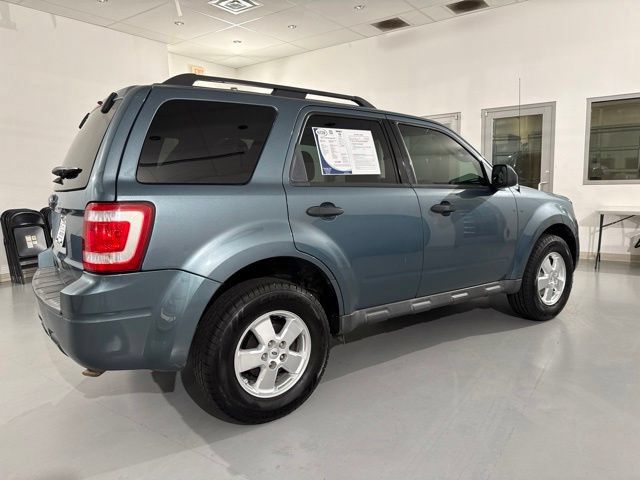 Used 2011 Ford Escape XLT w/ 201A Rapid Spec Order Code FWD image 13
