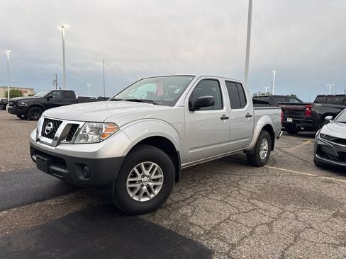 Used 2017 Nissan Frontier SV AWD/4WD image 1