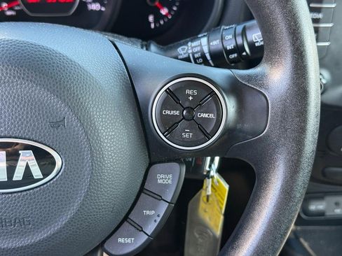 Used 2019 Kia Soul + FWD image 22