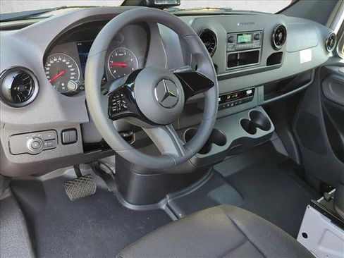 New 2026 Mercedes-Benz Sprinter 2500 image 3