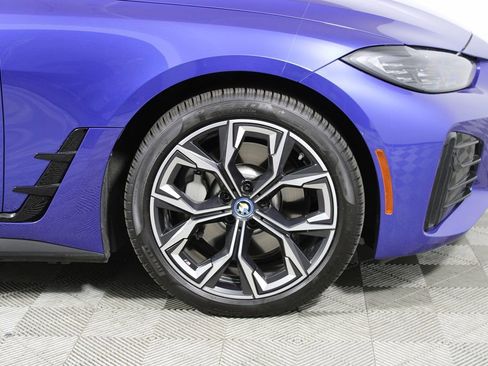 Used 2022 BMW i4 eDrive40 w/ M Sport Package image 38