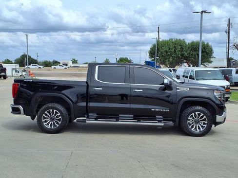 Used 2025 GMC Sierra 1500 SLT w/ SLT Premium Plus Package AWD/4WD image 2