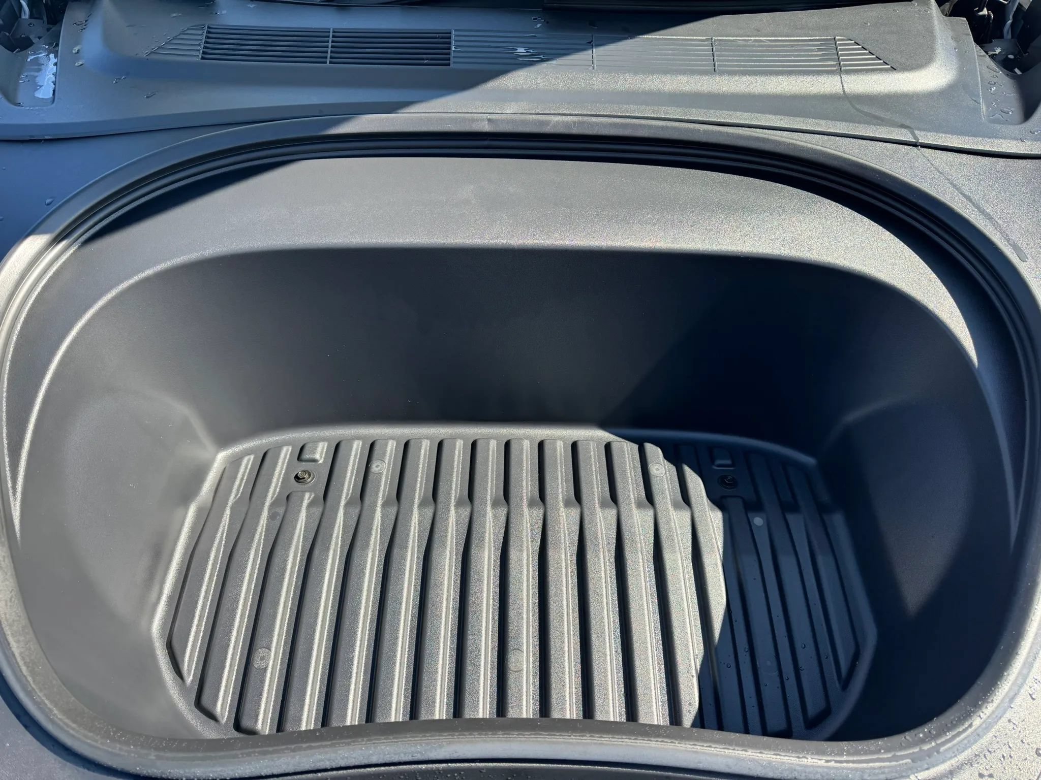 Used 2024 Tesla Model 3 Standard Range RWD image 45