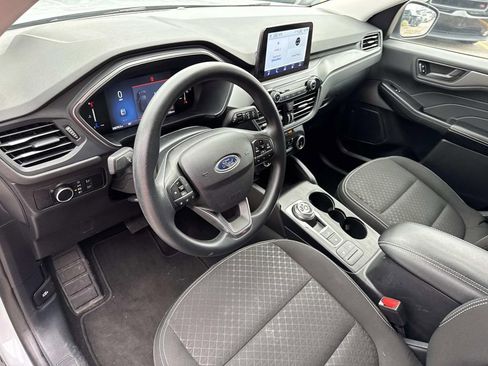 Used 2025 Ford Escape Active AWD/4WD image 19