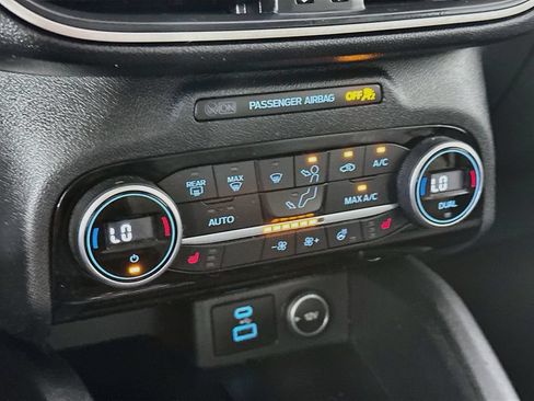 Used 2021 Ford Escape SE w/ Convenience Package FWD image 18