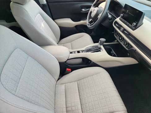 Used 2024 Honda HR-V LX image 13
