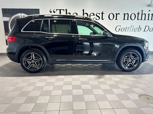 New 2026 Mercedes-Benz GLB 250 4MATIC image 3