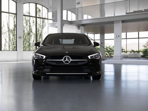 Used 2023 Mercedes-Benz CLA 250 4MATIC image 8
