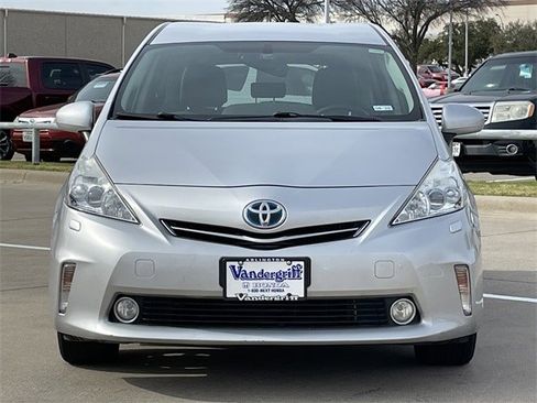 Used 2013 Toyota Prius V Five image 6