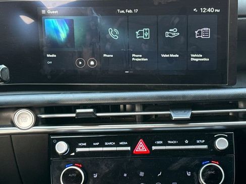 Used 2025 Hyundai Santa Cruz SEL image 11