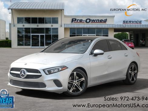 Used 2022 Mercedes-Benz A 220 image 1