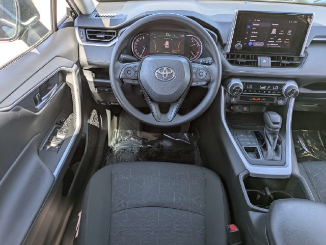 Used 2023 Toyota RAV4 XLE AWD/4WD image 15