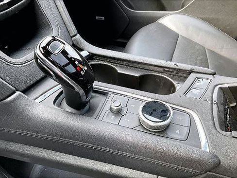 Used 2023 Cadillac XT6 Premium Luxury w/ Technology Package image 17