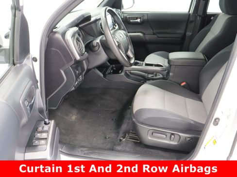 Used 2023 Toyota Tacoma TRD Off-Road w/ Technology Package image 14