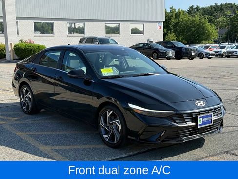 Used 2025 Hyundai Elantra Limited FWD image 8
