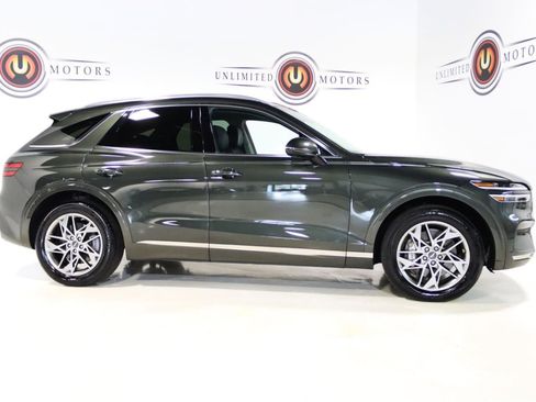 Used 2025 Genesis GV70 2.5T AWD/4WD image 32