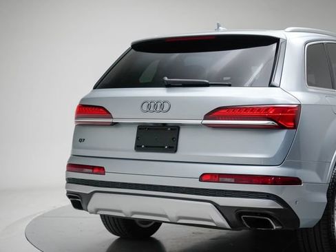 Used 2025 Audi Q7 3.0T Premium Plus AWD/4WD image 12
