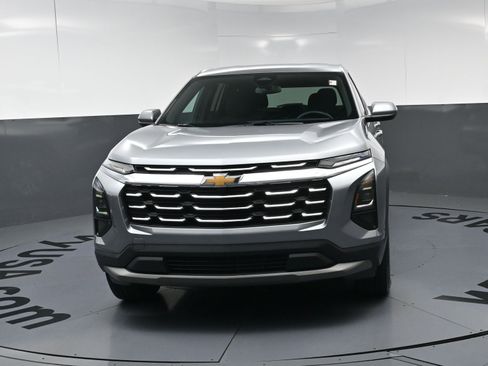 Used 2026 Chevrolet Equinox LT FWD image 5