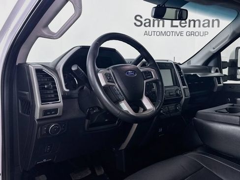 Used 2018 Ford F250 Lariat w/ Lariat Value Package AWD/4WD image 9