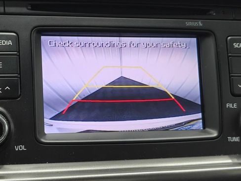 Used 2016 Kia Optima LX FWD image 7