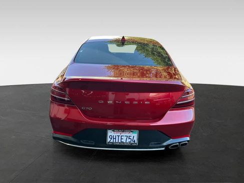 Used 2022 Genesis G70 2.0T RWD image 5