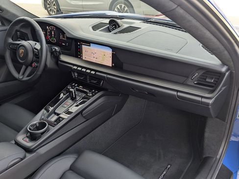 Certified 2026 Porsche 911 Carrera GTS image 23