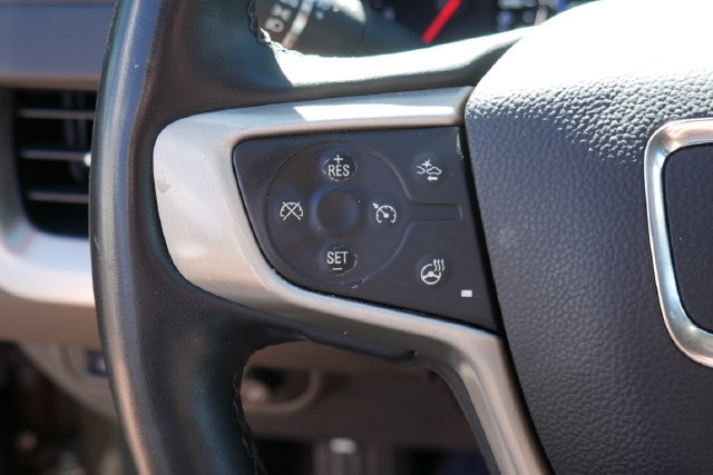 Used 2024 GMC Terrain Denali AWD/4WD image 18