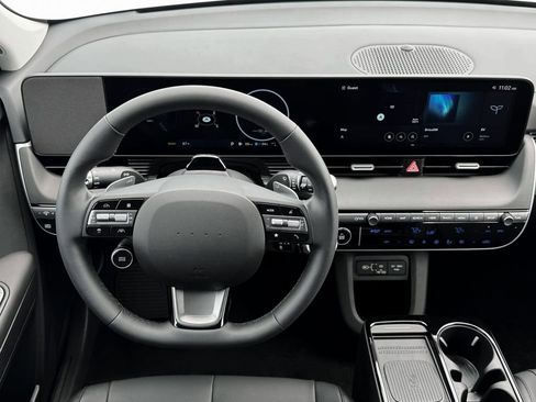 New 2025 Hyundai Ioniq 5 SEL image 25