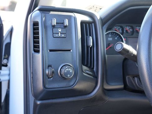 Used 2018 Chevrolet Silverado 3500 W/T image 16
