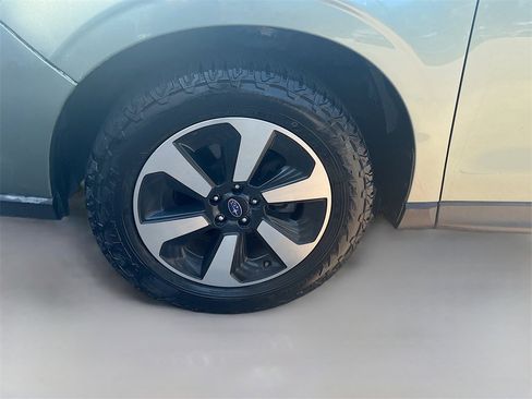 Used 2018 Subaru Forester 2.5i Limited image 29