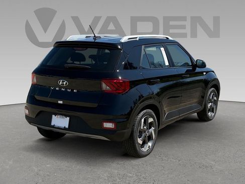 New 2026 Hyundai Venue SEL FWD image 70