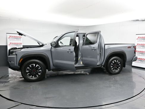 Used 2022 Nissan Frontier PRO-4X w/ Off-Road Protection Package image 34