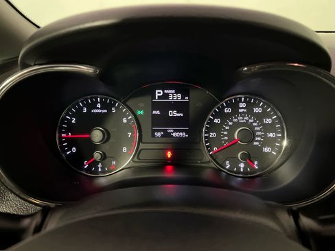 Used 2017 Kia Forte LX image 13