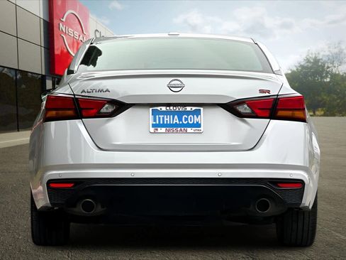Used 2023 Nissan Altima 2.5 SR image 8
