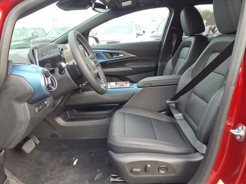 New 2026 Chevrolet Equinox EV LT image 9