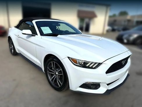 Used 2016 Ford Mustang Premium RWD image 9