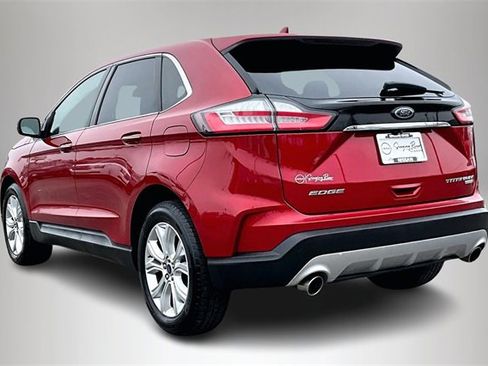 Used 2020 Ford Edge Titanium image 4